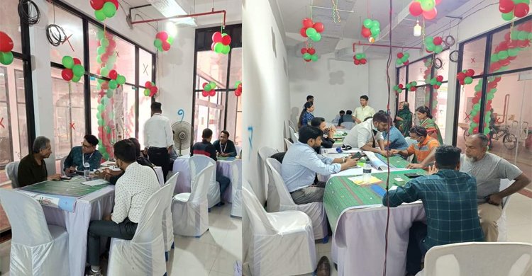 স্বপ্নবাজ ক্রেতাদের পদচারণায় মুখরিত মিরপুর আবাসন মেলা