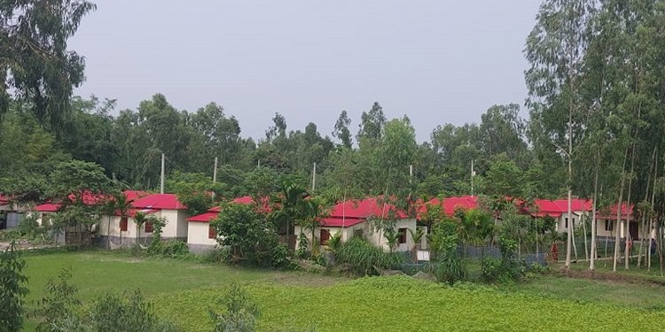 আশ্রয়ণের ঘর পাচ্ছে আরো সাড়ে ১৮ হাজার ভূমিহীন-গৃহহীন পরিবার